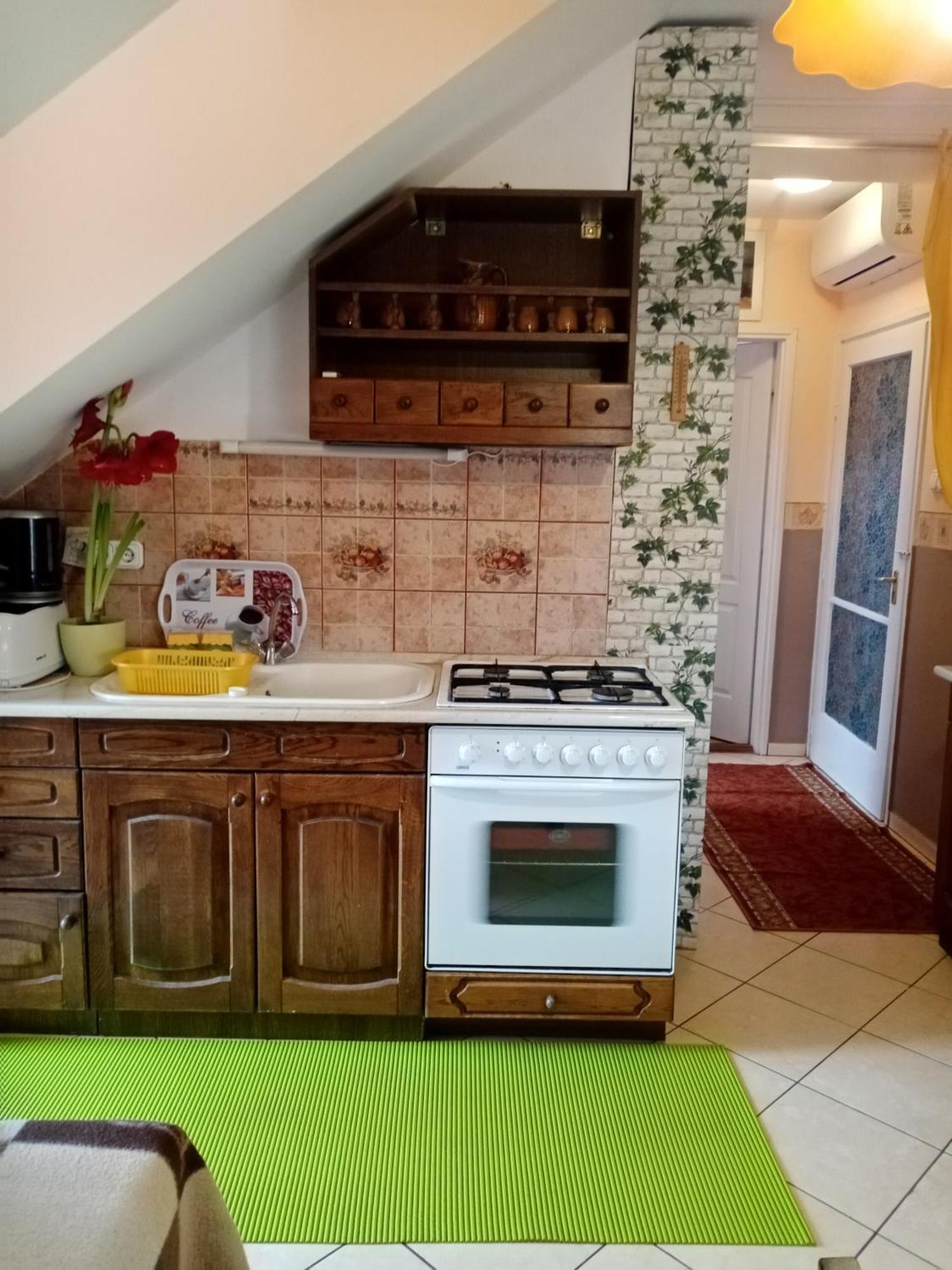 Margaret Apartman Egerszalok Ngoại thất bức ảnh