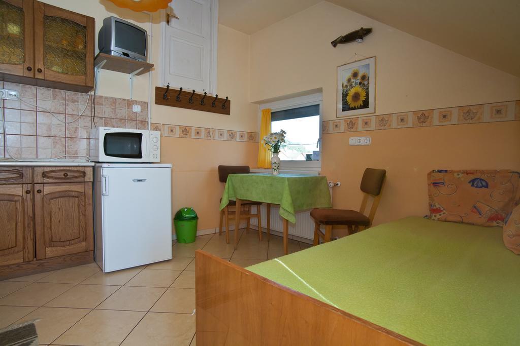 Margaret Apartman Egerszalok Phòng bức ảnh